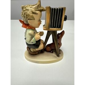 Vintage  Goebel‎ Hummel "The Photographer"